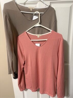 Zenana Outfitters Hacci V-Neck Long Sleeve Tops